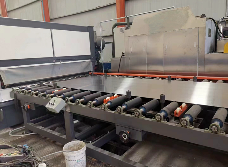 The effect of oiling stainless steel