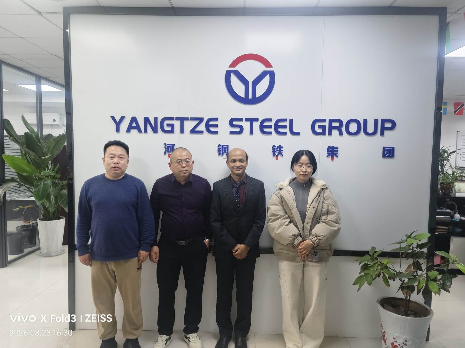 Yangtze Steel Group warmly welcomes overseas client to visit and inspect..jpeg